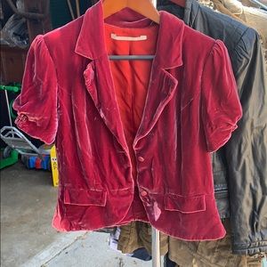 Short sleeve velvet blazer/top